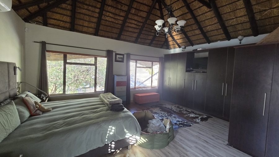 4 Bedroom Property for Sale in Protea Park North West